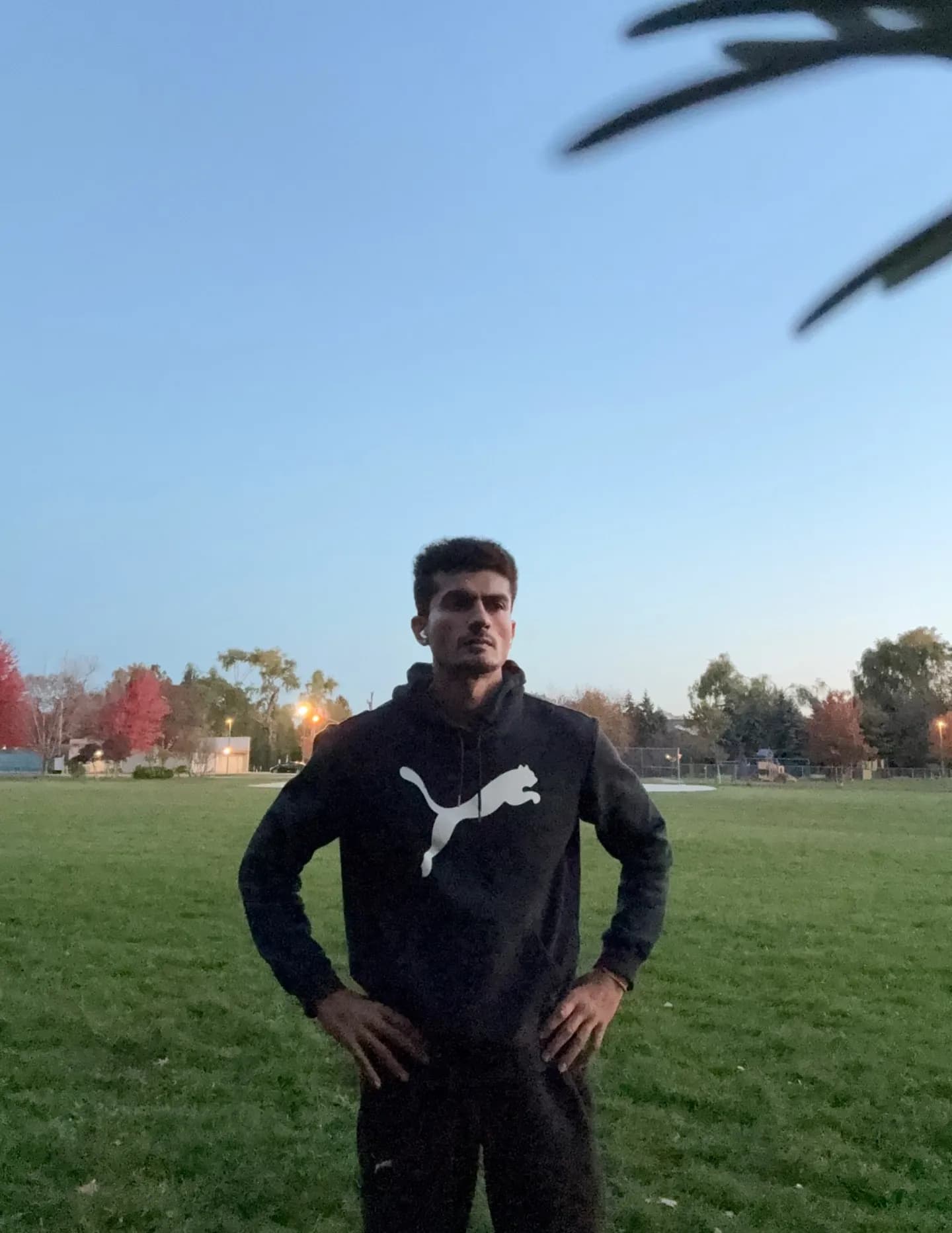 competitor kAoVJ